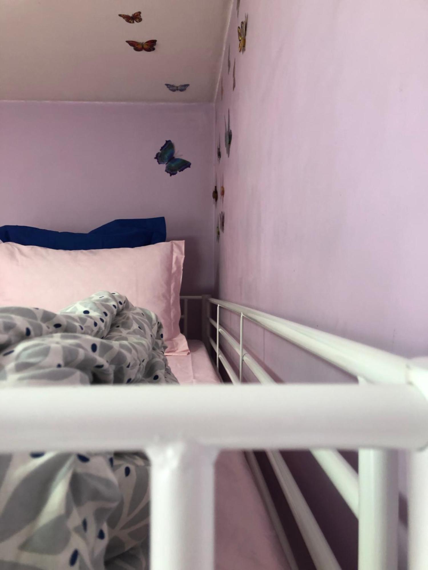 Female-Dortoir Femme -Dorm Shared Room Paris Бобиньи Экстерьер фото